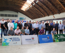 O Governo do Estado, por meio da Superintendência Estadual do Esporte, repassou nesta quarta-feira (19) materiais esportivos aos municípios-sede das fases regionais e finais dos Jogos Abertos e Jogos da Juventude em 2019. O encontro aconteceu no Ginásio Tarumã, em Curitiba. No total, foram investidos R$ 770 mil.  -  Curitiba, 19/02/2020  -  Foto: Divulgação Esporte Paraná