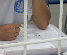 Através da aprovação no Exame Nacional do Ensino Médio Para Privados de Liberdade (Enem-PPL) e em vestibulares, 117 detentos do sistema prisional de todo o Paraná poderão cursar o ensino superior em 2020, em instituições públicas e privadas. Entre os cursos mais escolhidos pelos presos estão Adminitração, Educação Física, Engenharias, Logístíca e Serviço Social.  -  Curitiba, 19/02/2020  -  Foto: Divulgação Depen-Paraná