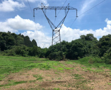 A Copel vai reforçar o sistema de transmissão na Região Metropolitana de Curitiba com a recapacitação de duas importantes linhas que operam em 230 mil volts (kV) e conectam a subestação Pilarzinho às subestações Santa Mônica e Bateias. O investimento previsto é de R$ 32 milhões.   -  Foto: Divulgação Copel