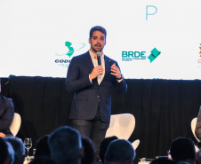 Governador Eduardo Leite do Estado Rio Grande do Sul.  Governadores de sete estados participam neste sábado (29), em Foz do Iguaçu, do sexto encontro do Consórcio de Integração Sul e Sudeste (Cosud). O encontro acontece no Hotel Wish.   29/02/2020 -  Foto: Geraldo Bubniak/AEN
