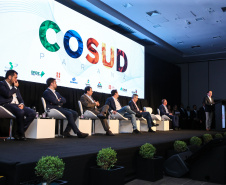 Governadores de sete estados participam neste sábado (29), em Foz do Iguaçu, do sexto encontro do Consórcio de Integração Sul e Sudeste (Cosud). O encontro acontece no Hotel Wish.   29/02/2020 -  Foto: Geraldo Bubniak/AEN