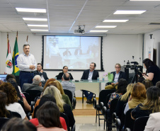 A aula inaugural dos programas de residência da Secretaria de Estado da Saúde e Escola Pública de Saúde do Paraná aconteceu nesta segunda-feira (02), no auditório da secretaria, em Curitiba. Os programas de residência multiprofissional nas áreas de Enfermagem, Farmácia, Psicologia, Serviço Social e Terapia Ocupacional e de Enfermagem Obstétrica iniciam as atividades deste ano com 24 estudantes. Foto:SESA