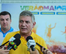 O Governador Carlos Massa Ratinho Junior acompanha nesta quarta-feira (4), o balanço das ações e dos atendimentos feitos durante a temporada Verão Maior 2019/2020, no Litoral e no Interior do Estado. Acompanhado do o secretário da Segurança Pública, Romulo Marinho, coordenador do Verão Maior.   Curitiba, 04/03/2020 - Foto: Geraldo Bubniak/AEN