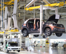 Com plantas modernas, o Paraná se consolida como o segundo maior polo de produção automotiva do Brasil. Atualmente, o parque paranaense responde por 14% da produção nacional de veículos e teve o melhor desempenho do País em 2019, com crescimento de 25,7%.Foto: José Fernando Ogura/AEN