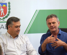 O secretário estadual da Saúde, Beto Preto, reuniu-se nesta segunda-feira (9)&#8354;om deputados federais que destinaram emendas para a construção do Centro Oncológico Hospital São Vicente de Paulo (Hospital do Câncer), em Guarapuava. Foto:SESA
