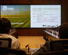 Estudantes universitários e do ensino técnico agrícola já podem se inscrever para o Pense Agro, hackaton da Escola Agrícola 4.0. O evento, promovido pelo Governo do Estado e pela Federação dos Trabalhadores Rurais Agricultores Familiares do Estado do Paraná (Fetaep), busca fomentar o ecossistema de inovação do Estado, em especial na área da agricultura. Foto: Guilherme Flores/Casa Civil