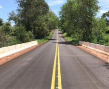 O Governo do Estado está realizando melhorias em duas rodovias na região de Umuarama, Noroeste do Paraná. As obras são executadas pelo Departamento de Estradas de Rodagem do Paraná (DER/PR). O investimento é de R$ 9,5 milhões. Foto:DER