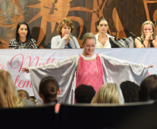 As Secretarias de Estado da Saúde e da Segurança Pública e Administração Penitenciária do Paraná renovam termo de cooperação técnica para o atendimento integral e humanizado às pessoas em situação de violência sexual. Foto: Antonio Américo/SESA