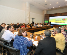 O vice governador Darci Piana recebe nesta quarta-feira (11), representantes da classe artística e cultura do Estado, no Palácio Iguaçu.   Curitiba, 11/03/2020 -  Foto: Geraldo Bubniak/AEN