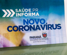 O secretário de Estado da Saúde, Beto Preto, e a secretária municipal de Saúde de Curitiba, Márcia Huçulak, apresentam em entrevista coletiva os números e informações sobre os casos em investigação do coronavírus (Covid-19), nesta quinta-feira (12) na Secretaria de Estado da Saúde.  12/03/2020  -  Foto: Geraldo Bubniak/AEN