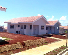 O projeto teve um investimento de R$ 2,8 milhões em recursos do FGTS em uma parceria do Governo do Estado com o Governo Federal e a prefeitura. Residencial recebeu também obras de calçamento com acessibilidade, sinalização viária e paisagismo. 
