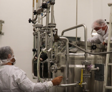 	Tecpar inicia processos para produção de álcool 70%. Foto: Tecpar