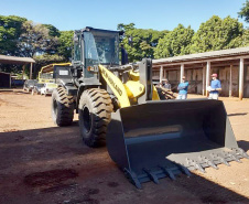 Trezentas Prefeituras recebem equipamentos Rodoviários e Veículos em benefício à população do Paraná. Foto: SEDU