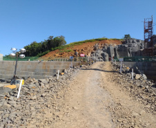 A Copel iniciou as obras da ponte que fará a ligação rodoviária entre os municípios de Verê e São João, no Sudoeste do Paraná, atendendo a um compromisso firmado com a comunidade local durante as audiências públicas para construção da Pequena Central Hidrelétrica (PCH) Bela Vista.  
Foto: Copel