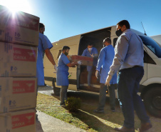 Copel repassa ao Lacen 200 mil kits para testes da Covid.