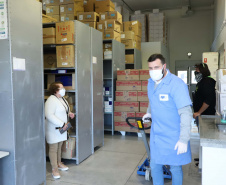 Copel repassa ao Lacen 200 mil kits para testes da Covid.