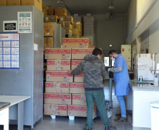 Copel repassa ao Lacen 200 mil kits para testes da Covid.