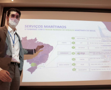 Nesta segunda-feira (01), o superintendente estadual dos Correios no Paraná, Paulo Cezar Kremer dos Santos, visitou o Terminal de Contêineres de Paranaguá (TCP) e se reuniu com o presidente da Portos do Paraná, Luiz Fernando Garcia. Foto: Claudio Neves/Portos do Paraná