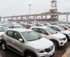 Porto de Paranaguá retoma exportação de automóveis
