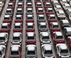 Porto de Paranaguá retoma exportação de automóveis
