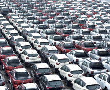 Porto de Paranaguá retoma exportação de automóveis