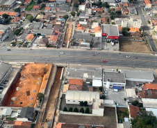 O governador Carlos Massa Ratinho Junior vistoriou nesta segunda-feira (8) cinco obras que estão em andamento em São José dos Pinhais. Elas foram projetadas para a Copa de 2014 e serão entregues neste ano para o município. O presidente da Coordenação da Região Metropolitana de Curitiba (Comec), Gilson Santos, acompanhou o governador.Foto:AEN