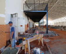 Praça remodelada, feira gastronômica em local coberto, rua revitalizada com mais segurança para motoristas e pedestres e uma escola nova voltada para o ensino médio. O pacote de investimentos do Governo do Estado em Arapongas, na Região Norte, totaliza R$ 13,1 milhões.
