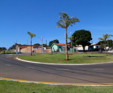 Praça remodelada, feira gastronômica em local coberto, rua revitalizada com mais segurança para motoristas e pedestres e uma escola nova voltada para o ensino médio. O pacote de investimentos do Governo do Estado em Arapongas, na Região Norte, totaliza R$ 13,1 milhões.
