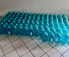 Secretaria da Justiça repassa mais 2,5 mil litros de álcool glicerinado 70% para entidades assistenciais
. Foto:SEJUF
