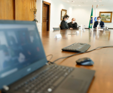 O projeto executivo da revitalização da Avenida Atílio Fontana, em Paranaguá, foi concluído e apresentado nesta quinta-feira (02) em uma reunião virtual que contou com a participação do governador Carlos Massa Ratinho Junior, do secretário de Infraestrutura e Logística, Sandro Alex, do diretor-presidente dos Portos do Paraná, Luiz Fernando Garcia, e do prefeito Marcelo Roque.