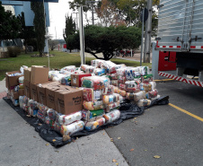 Funcionários voluntários da Copel doaram 685 cestas básicas para a campanha “Menos eu, mais nós”, organizada pelo Governo do Estado do Paraná para auxílio às comunidades que passam por dificuldades no período da pandemia. Foto: Copel