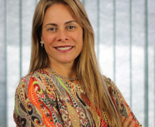 Para ampliar o debate acerca dos efeitos da Covid-19 nos estados e discutir os desafios gerados pela pandemia, bem como buscar soluções conjuntas, a Secretaria da Fazenda do Paraná realiza no próximo dia 24/07 o 2º Webinar Impactos da Pandemia: Desafios e Oportunidades no Setor Público