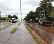 Obras do contorno viário de Palotina que terá extensão de cerca de 16 km e está sendo construído para desviar o trânsito de caminhões do centro da cidade.Foto: Geraldo Bubniak/AEN