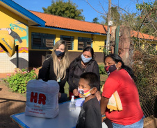 Cestas básicas são entregues às famílias com as crianças e adolescentes indígenas e de comunidades tradicionais
. Foto:SEJUF