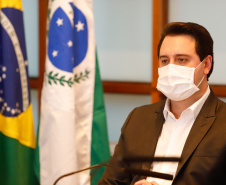 O novo Anel de Integração foi pauta de mais um encontro virtual, realizado nesta quinta-feira (30), entre o governador Carlos Massa Ratinho Junior, o ministro da Infraestrutura, Tarcísio Gomes de Freitas, e a bancada federal paranaense. Estado e a União seguem discutindo lotes, obras e a modelagem da nova concessão de rodovias que cortam o Paraná.