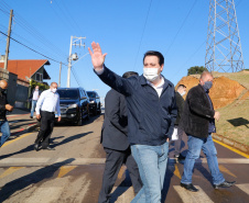 O governador Carlos Massa Ratinho Junior entregou nesta quinta-feira (06) a nova Avenida Zeferino Casagrande, a mais importante via de Campo Magro, na Região Metropolitana de Curitiba.