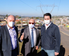 O governador Carlos Massa Ratinho Junior entregou nesta quinta-feira (06) a nova Avenida Zeferino Casagrande, a mais importante via de Campo Magro, na Região Metropolitana de Curitiba.