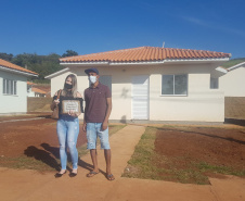 Trinta famílias de Iguatu recebem chaves da casa própria
.Foto:Cohapar