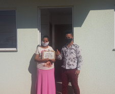 Trinta famílias de Iguatu recebem chaves da casa própria
.Foto:Cohapar