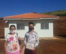 Trinta famílias de Iguatu recebem chaves da casa própria
.Foto:Cohapar