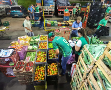 Os registros de preços ficam válidos por 12 meses. O preço global máximo para o procedimento do hortifrúti está em R$ 879,9 mil. De pães franceses está em R$ 210,8 mil. Editais estão disponíveis na página www.comprasparana.pr.gov.br.
Foto: Arnaldo Alves/AEN