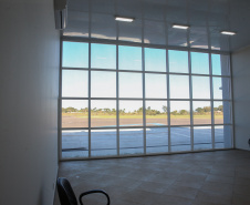 O projeto de estruturação do Aeroporto Orlando de Carvalho busca a Certificação Operacional do aeródromo junto à Agência Nacional de Aviação Civil (Anac) para receber voos regulares. As obras  incluem recapeamento e ampliação da pista,  ampliação do pátio de estacionamento de aeronaves; adequação e ampliação do terminal de embarque e desembarque de passageiros; ainda a construção de instalações para o Corpo de Bombeiros.   05/08/2020 -  Foto: Geraldo Bubniak/AEN