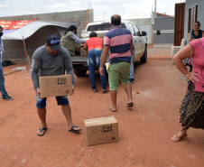 Além de Apucarana, Laurindo passou também por Manoel Ribas, Cambé, Paiçandu e Floresta para dar continuidade aos trabalhos de ajuda emergencial disponibilizados pelo Governo do Estado durante a pandemia do novo coronavírus. “O governador orientou a Sudis para que os povos tradicionais do Estado recebam toda a atenção possível neste momento”, explicou o assessor. Ele conversou com diversas lideranças das comunidades tradicionais indígenas e ciganas e acolheu as demandas apresentadas.Foto:Sudis