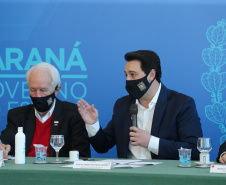 O governador Carlos Massa Ratinho Junior participa nesta quarta-feira (26), no Palácio Iguaçu, do evento que celebra um ano do programa Descomplica, iniciativa de caráter permanente do Governo do Estado para simplificar a vida dos empreendedores