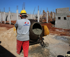 Obras de Construçao da Cadeia Publica de Guaira no loteamento Jardim Floresta com investimento de 16 milhoes. Exemplo da nova realidade do sistema carcerário que está sendo construída no Paraná. Acabar com o problema da superlotação em carceragens de delegacias e realocar os detentos em um espaço estruturado é uma das principais metas do Governo do Estado.   06/08/2020 -  Foto: Geraldo Bubniak/AEN