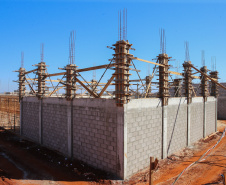 Obras de Construçao da Cadeia Publica de Guaira no loteamento Jardim Floresta com investimento de 16 milhoes. Exemplo da nova realidade do sistema carcerário que está sendo construída no Paraná. Acabar com o problema da superlotação em carceragens de delegacias e realocar os detentos em um espaço estruturado é uma das principais metas do Governo do Estado.   06/08/2020 -  Foto: Geraldo Bubniak/AEN