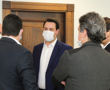 O Governador Carlos Massa Ratinho Junior apresenta, nesta segunda-feira (31), por  videoconferência  para a bancada de deputados federais do Estado, o projeto de implantação do Corredor Oeste de Exportação