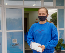A dona de casa Cintia Miqueli Mantey está fazendo o acompanhamento integral da quarta gestação no local, o chamado pré-natal. Ela conta que antes de existir a unidade no Vila Nova, também precisava ir até os bairros centrais de Toledo para uma consulta de rotina. Lá se iam, diz ela, pelo menos três horas do dia. “Aqui na unidade tudo é muito bom, funciona e é bastante organizado. Uma estrutura completa”, conta.