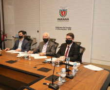O Governo do Estado é o articulador de uma iniciativa tocada pelo Senac para contratação de jovens aprendizes para empresas de base tecnológica ou interessadas em inovação. O lançamento oficial do programa aconteceu nesta quinta-feira (10), no Palácio Iguaçu, e contou com participação do vice-governador Darci Piana. Foto: Camila Tonett