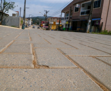 Recuperação de trecho urbano da PR-092 movimenta economia em Doutor Ulysses